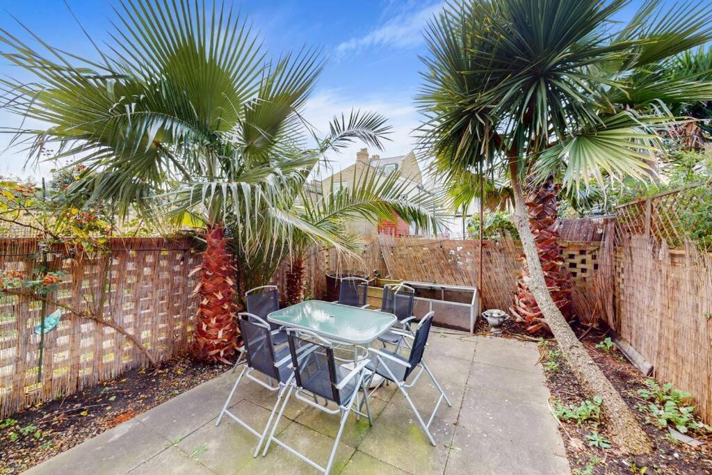 Perfectly Located, Classy 2 Bed Flat In Stockwell Appartement *